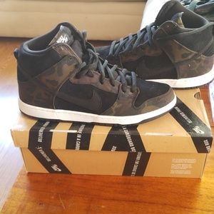 Nike SB Dunk High Pro